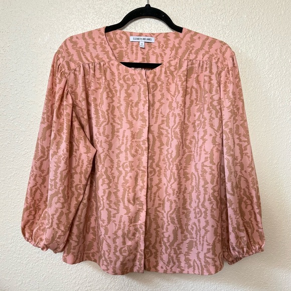 Elizabeth & James Pink and Tan Printed Silky Button Down Blouse Medium - Picture 1 of 11